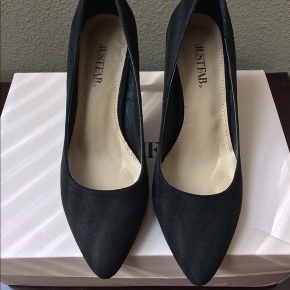 JustFab Black Pointed-Toe Heels - Picture 1 of 3